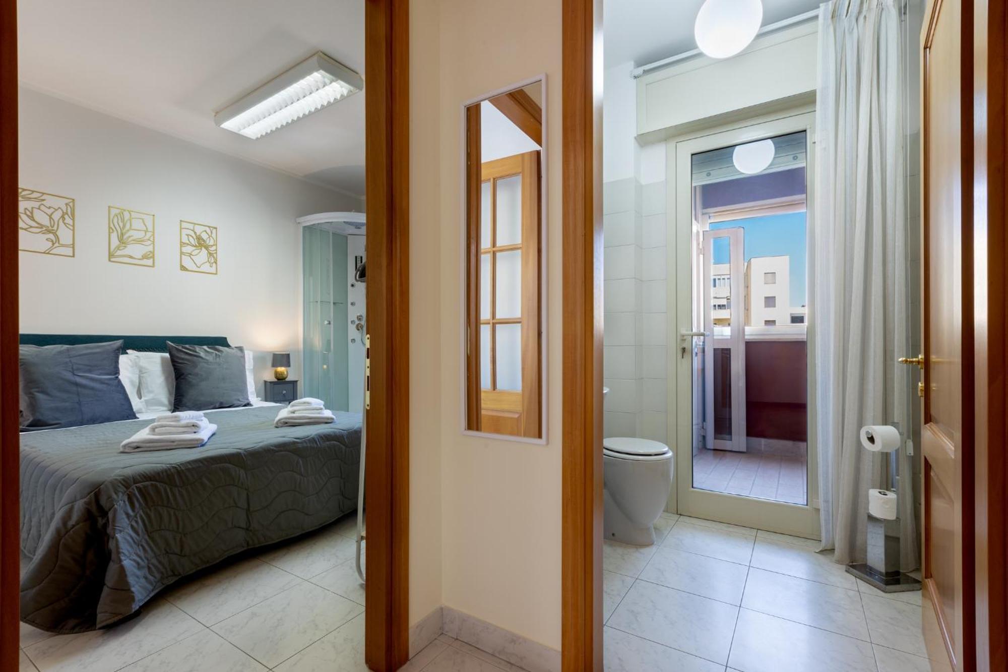 Fior Di Loto Central Cagliari Luaran gambar